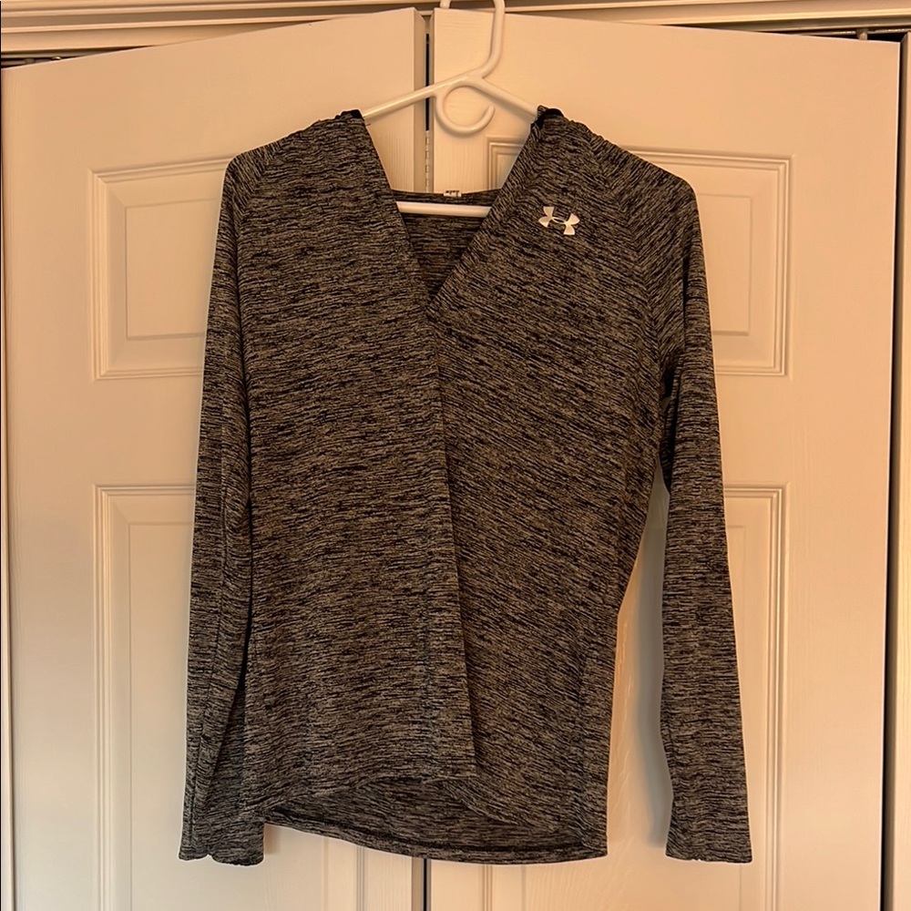 Under Armour Women's Gray Long Sleeve Top